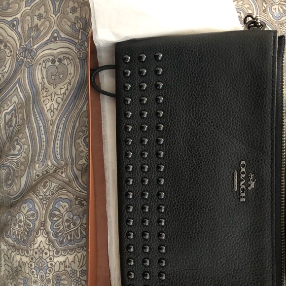 Bags - Picture 7 of 8